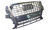 Решетка радиатора Audi Q5 по цене 6 500 руб.
